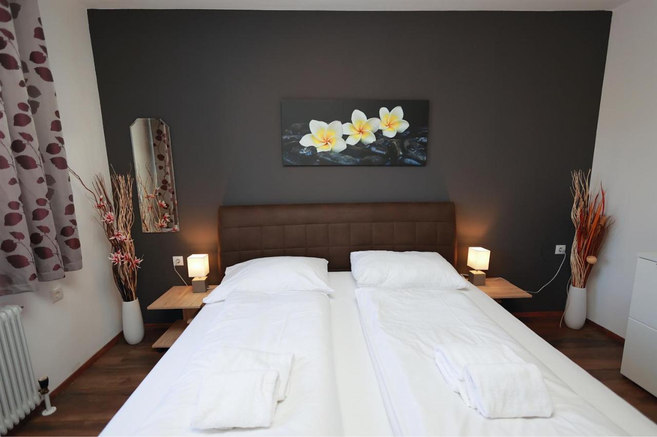 كابرون Apartment Mark By Four Seasons Apartments المظهر الخارجي الصورة